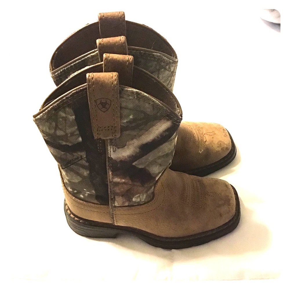 Ariat little boys boots